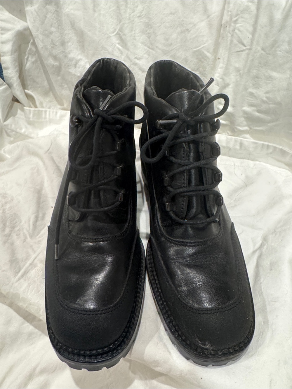 Cole Haan Women’s Black Lace-Up Leather Boots Size 8B